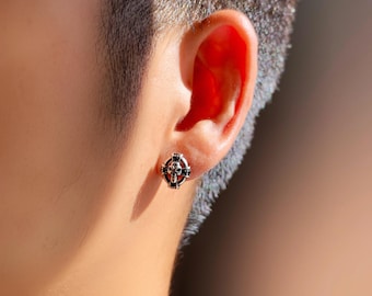 Pendientes unisex de calavera plateada / Joyería con estética rockera punk / Atrevida ropa motera y para conciertos / Regalo gótico de Halloween para él y para ella