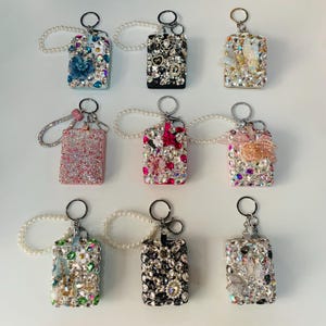 Square Bling Mirror Keychain | Compact Mirror with Pearl Chain |Purse Charm| Key Holder| Travel Makeup Mirror| Gift for Her| Bridesmaid Gift