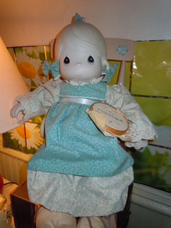 large precious moments dolls