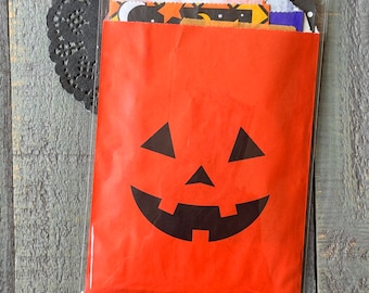Vintage Halloween Treat Bags, Spooky Junk Journal Supply, Set of 15