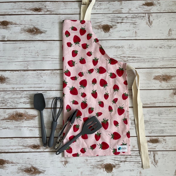 Strawberry Fields Apron, Child Apron, Toddler Apron, Kid Apron, Kitchen Apron, Play Oven Mitts, Kitchen Set, Matching Apron, Play Apron