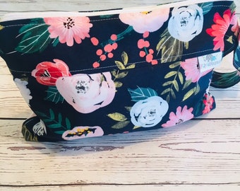 Mask Bag, Clutch, Travel Bag, Cosmetic Bay, Toiletry Bay, Cloth Diaper Bag, Diaper Pouch, Diaper Bag, Wipeable, Wispy Rose Floral