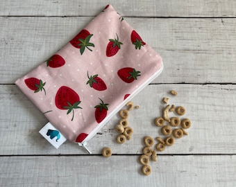 Reusable Snack Bag, Reusable Zipper Bag, Reusable Sandwich Bag, Zipper Pouch, Reusable, Strawberry Snack Bag, Lunch Bag, Reusable Bag