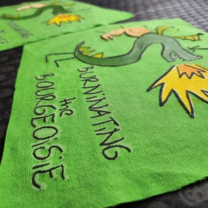 Fanart de Trogdor | Patch para costurar nas costas "Queimando a Burguesia"
