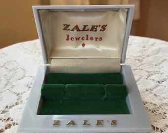 zales earring box