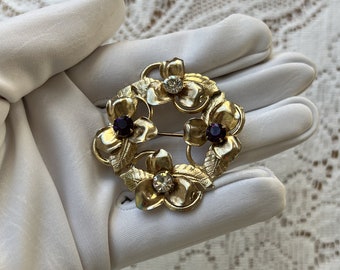 Vintage Flowers and Leaves Amethyst Purple and Clear Rhinestones Circle / Wreath Brooch