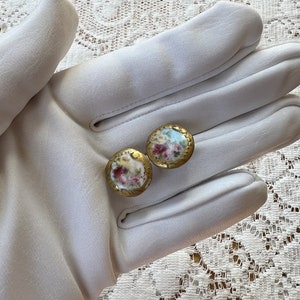 Two Vintage / Antique Hand Painted Porcelain Button Studs / Collar Studs / Shirt Studs, Gold Gilt Edges, Pink Roses image 3