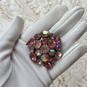 Vintage Estate Pink Rhinestones Brooch / Pin, Light Pink, Rose Pink, Aurora Borealis Pink