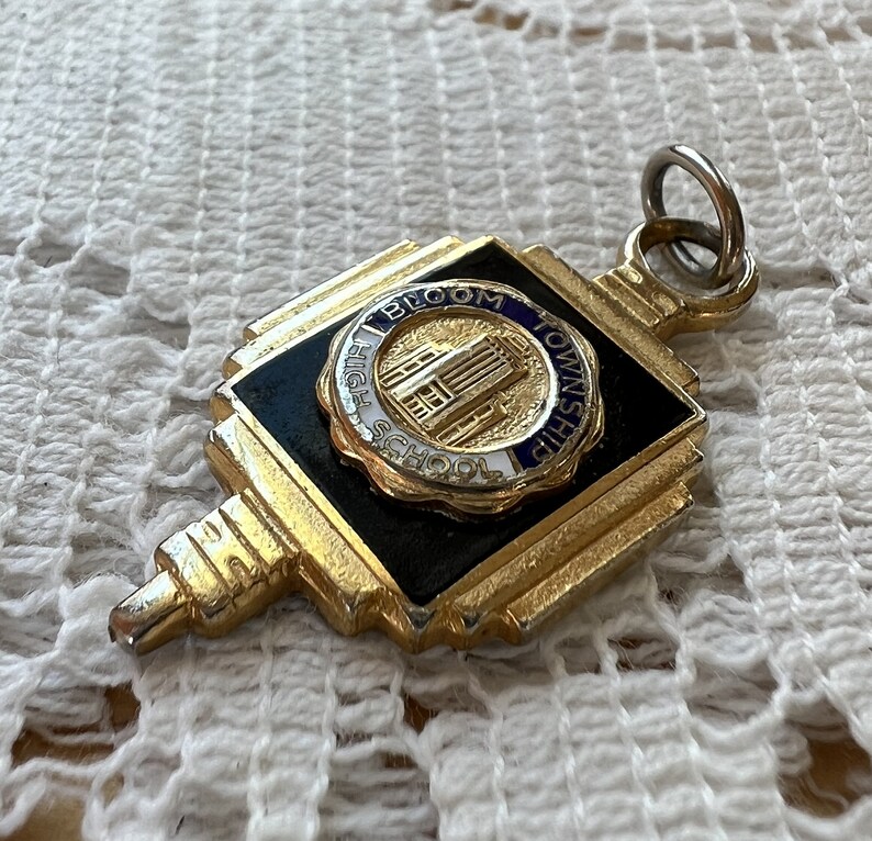 Vintage Estate Bloom Township High School Charm, Graduation Charm, Bloom High Schoo, Chicago Heights, Illinois, Cook County, Enamel image 4