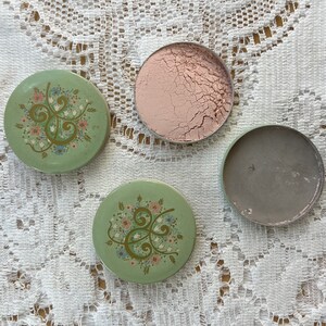 Three Vintage Round Powder Rouge Tins, Mint Green Lids, Floral, Pink Blue and White Flowers, Off White, Pink Blush image 7