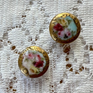 Two Vintage / Antique Hand Painted Porcelain Button Studs / Collar Studs / Shirt Studs, Gold Gilt Edges, Pink Roses image 2