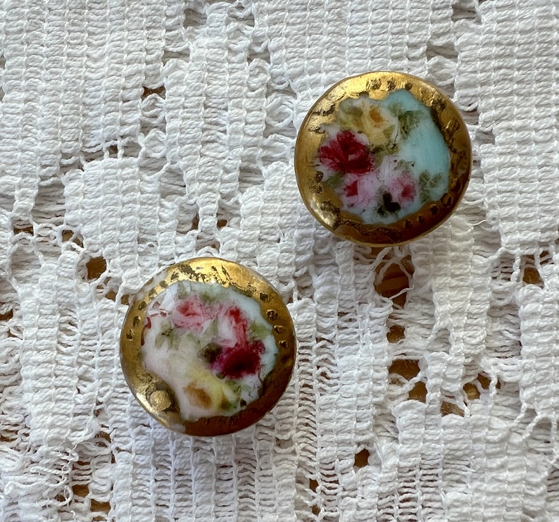 Two Vintage / Antique Hand Painted Porcelain Button Studs / Collar Studs / Shirt Studs, Gold Gilt Edges, Pink Roses image 2