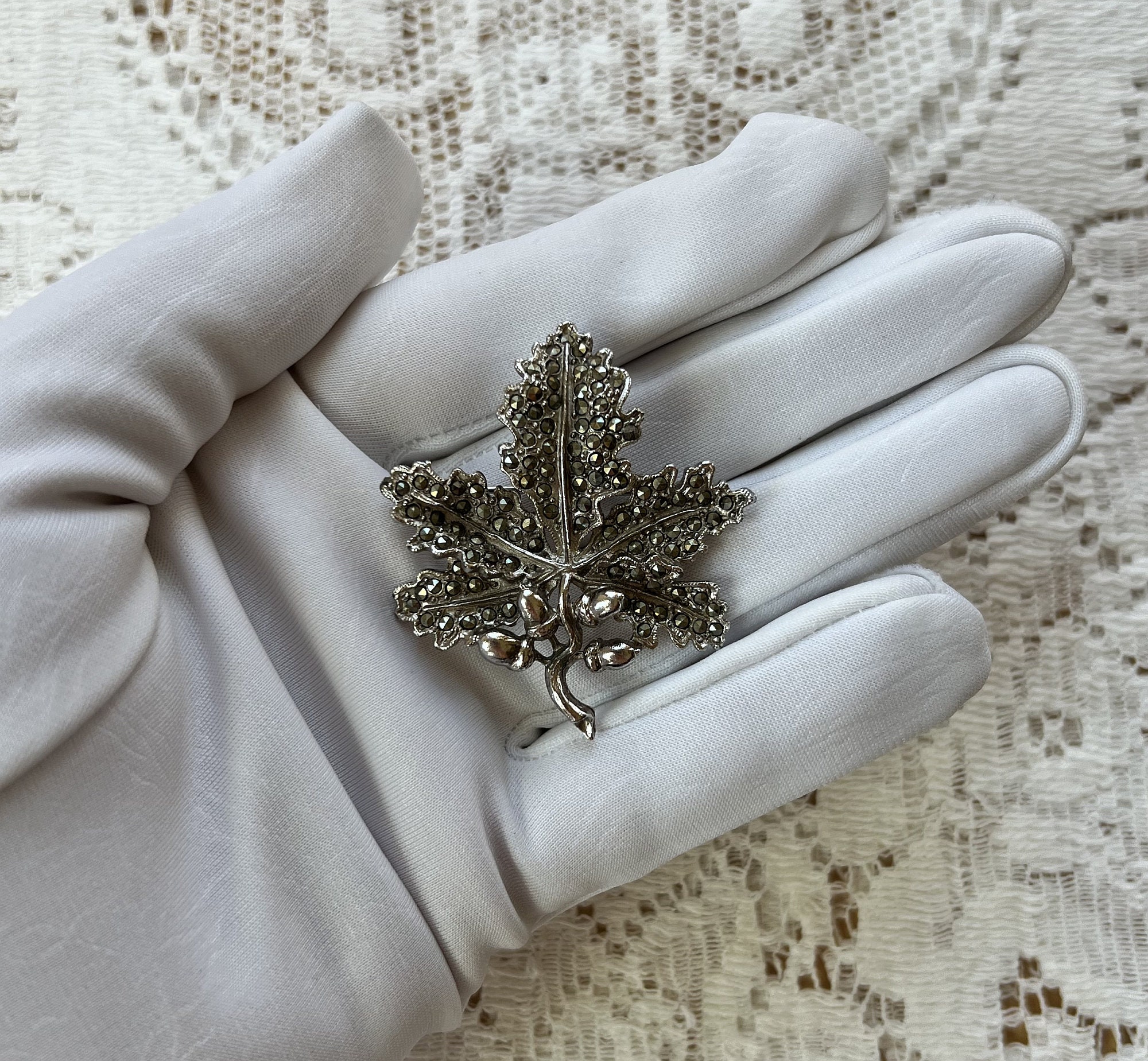 Vintage Jewellery Ivy Leaf Design Rhodium Plate Marcasite 