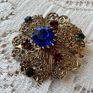 Vintage Jewel Tones Rhinestone Filigreed Brooch, Ruby Red, Emerald Green, Sapphire Blue Rhinestones image 4