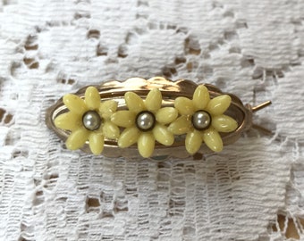 Vintage Estate Three Yellow Plastic Flowers with Faux Pearl Centers Gold Tone Hair Barrette / Hair Accessory / Accent, Hair Clip