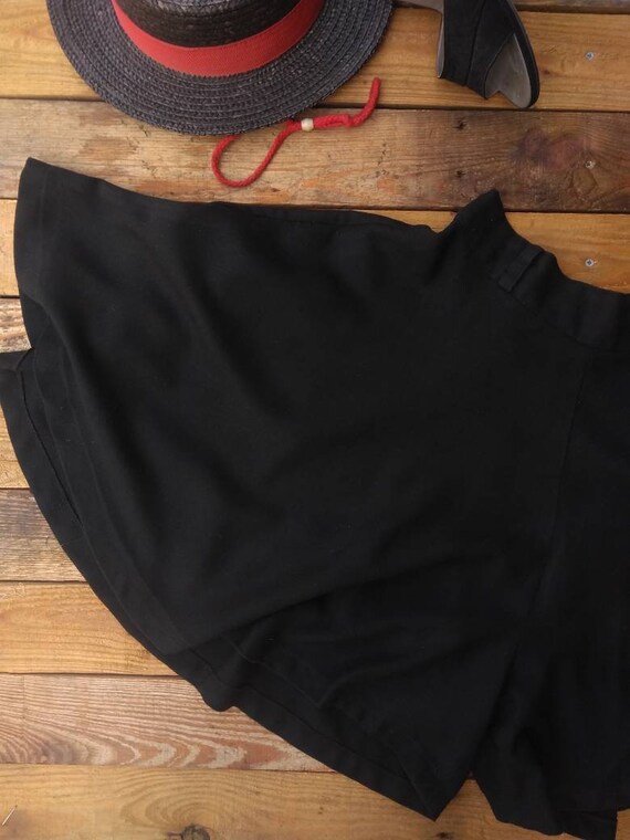 Vintage Inspired does 1930s 1940s Black Full Swing