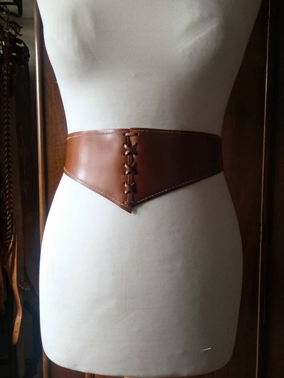Vintage 1950s 1940s Caramel Brown Leather wide Cor