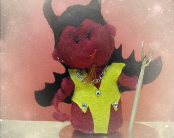 Demoniak, the little devil : Demon Figurine - felt sculpture Halloween ornament miniature - cute scary gift for decoration or cake topper