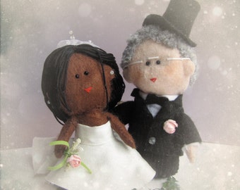 Custom Bi-racial felt wedding cake topper - your own personalized African American bride and groom - customized ooak - Handmade in France