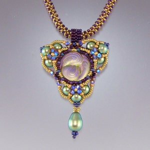 Traveling Trefoil Medallion - Downloadable PDF Pattern/Tutorial