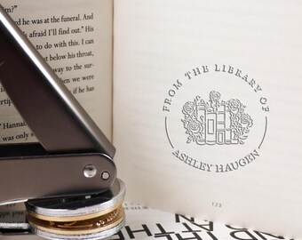 Personalized Book Embosser – Custom Library Stamp for Book Lovers, Unique Gift for Readers, Teachers & Home Libraries