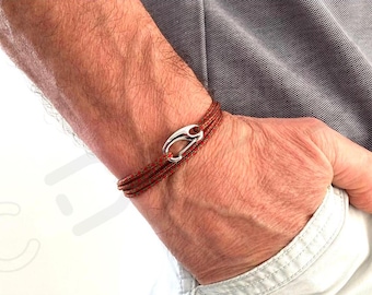 Customizable carabiner bracelet, customizable climbing bracelet, customizable handmade bracelet, personalized handmade gift