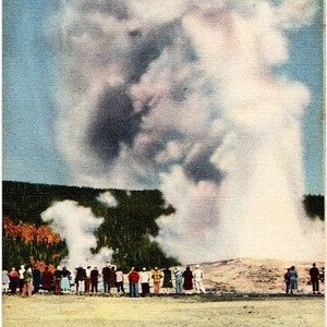 Carte postale vintage du parc national de Yellowstone - Geyser Old Faithful en éruption (inutilisé)
