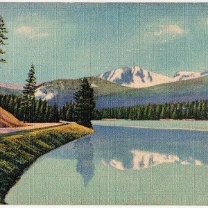 Carte postale vintage du parc national de Yellowstone - Sylvan Lake sur Sylvan Pass (inutilisé)