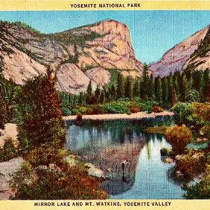 Carte postale californienne vintage - Mirror Lake et Mount Watkins, Yosemite National Park (inutilisé)
