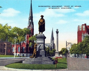 Vintage Wisconsin Postcard - Washington Monument in the Court of Honor, Milwaukee (Unused)