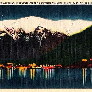 Carte postale vintage d'Alaska - Soirée à Juneau sur le canal Gastineau, passage de l'intérieur (inutilisé)