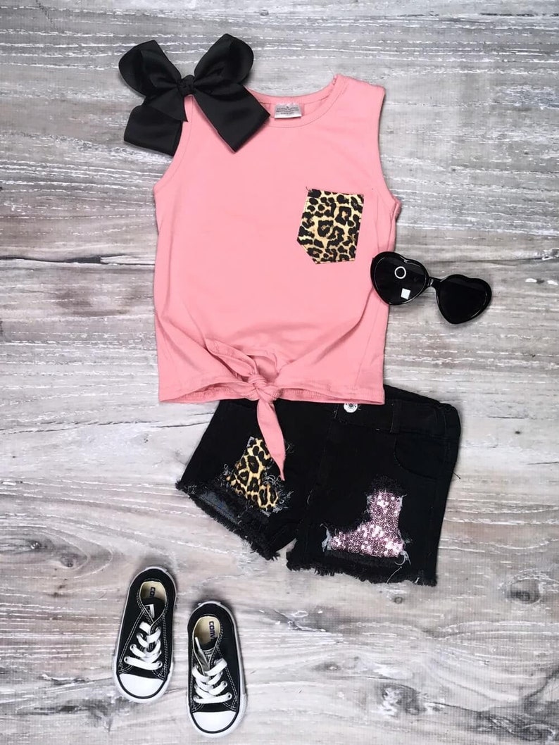 2T 3T 4T 5 6 7 8 10 Sassy Pink Cheetah Sequin Tie Tank Denim Patch Shorts Outfit Girl/'s Summer Boutique Sequin Cheetah Shorts Set Toddler
