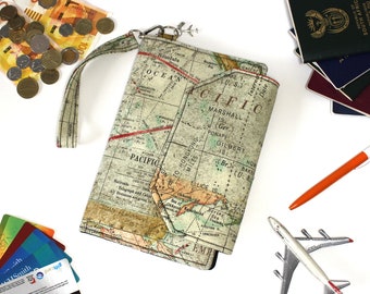 Family passport holder, family travel wallet, world map large travel organizer for multiple passports and boarding passes, family vacation