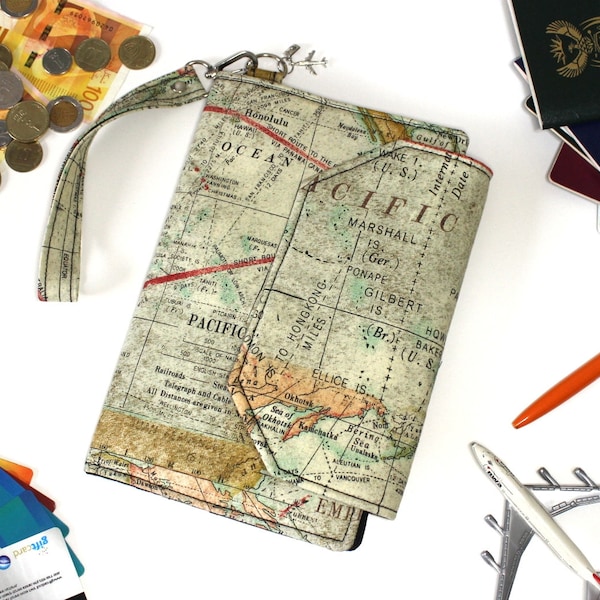 Family passport holder, family travel wallet, world map large travel organizer for multiple passports and boarding passes, family vacation