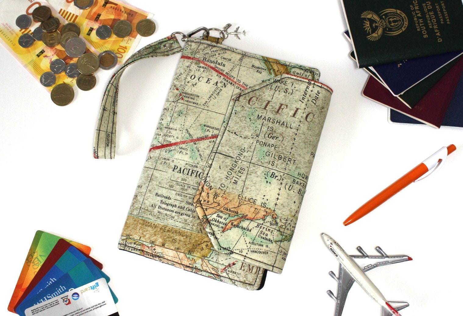 Family passport holder, family travel wallet, world map large travel organizer for multiple passports and boarding passes, family vacation