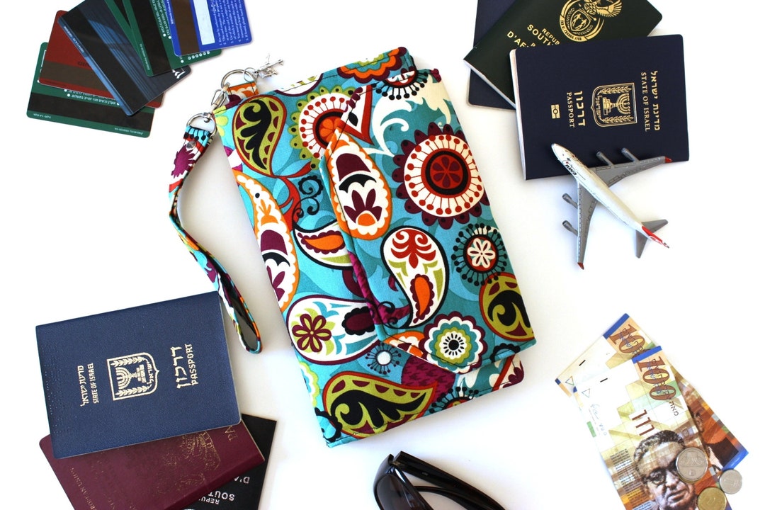 Family Passport Holder for 2 4 6 8 Passports, Large Travel Wallet for