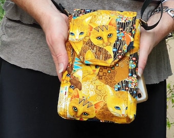 Crossbody phone bag for cat lover, cat fabric cell phone purse for cat lady, small crossbody bag for cat mom gift, birthday gift for cat mum