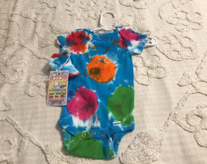 Hippie tie dye baby onesie with socks 6-9 months  one of a kind