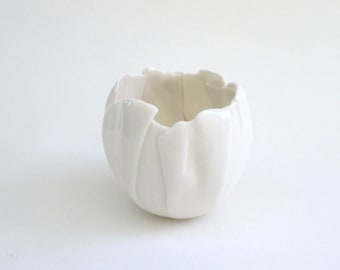 hand built porcelain mini balloon bowl  ...   creamy white