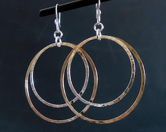 Handgemaakte hangoorbellen: sterlingzilver en goudgevuld, 1 3/4"