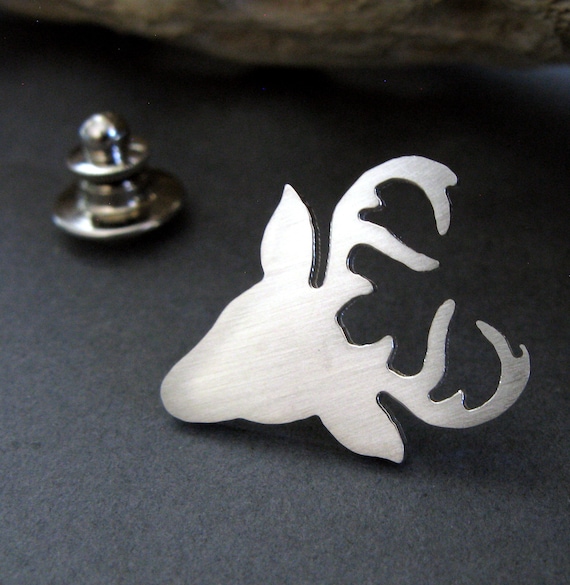 deer tie tack