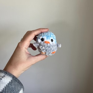 Light blue Mini penguin plushie, Crochet mini penguin, Crochet penguin , penguin gift, Gift For Kids, crochet animal, desk pets, pocket pet