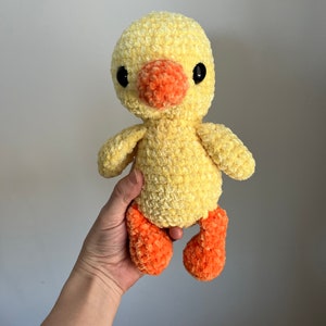 Chick plushie , chick Toy, chick Stuffed Animal, Crochet Animal, Amigurumi chick , Baby Shower Gift, crochet chick , easter gift