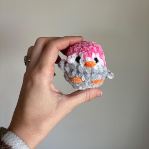 Mini penguin plushie, Crochet mini penguin, Crochet penguin , penguin gift, Gift For Kids, crochet animal, Tween Gift, desk pets, pocket pet