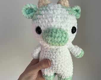 Peluche mucca alla menta, giocattolo mucca, animale di peluche mucca, animale all'uncinetto, mucca amigurumi, regalo per baby shower, mucca alla menta, mucca all'uncinetto