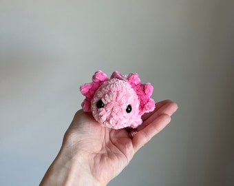 Mini-Axolotl-Plüschtier, gehäkelter Mini-Axolotl, gehäkelter Axolotl, Axolotl-Geschenk, Geschenk für Kinder, Häkeltier, Tween-Geschenk, Schreibtisch-Haustiere, Taschenhaustier