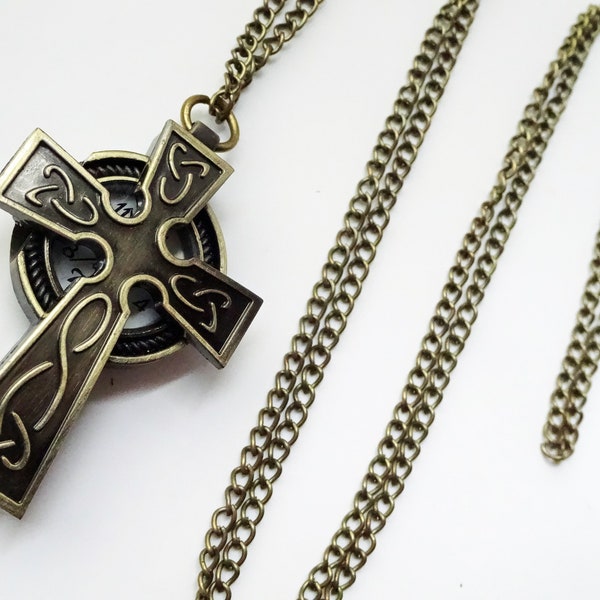 60% de réduction - Montre en croix celtique ou collier double montre - bronze antique - chaîne de 30 pouces - Mouvement à quartz - La montre de travail a besoin d’une batterie
