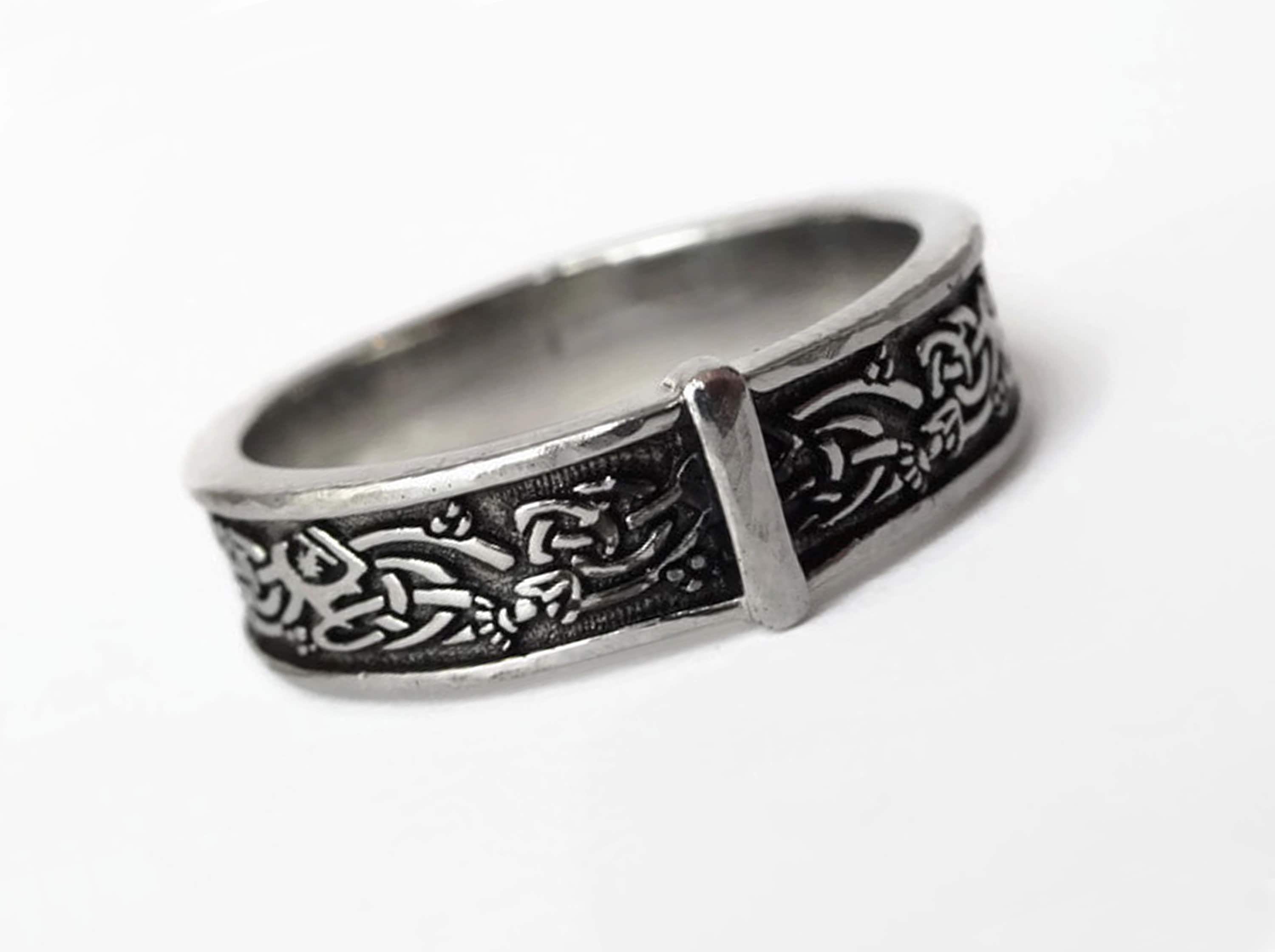 Celtic Highland Interlace Knot & Thistle Ring © - Stainless Steel