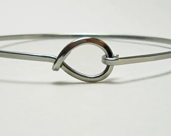 Simplicity Bracelet - Stainless steel - Hook and Eye clasp bangle - stackable - minimal everyday- wedding - all sizes