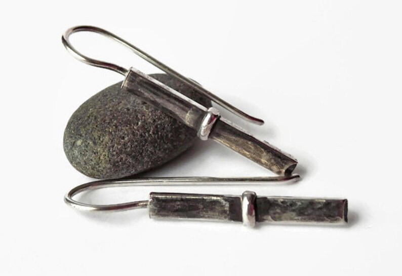 Celtic Sassenach Blacksmith SET Solid Sterling .925 Sporran Key Ring /& Earrings Outlander Engravable Claires Wedding Band